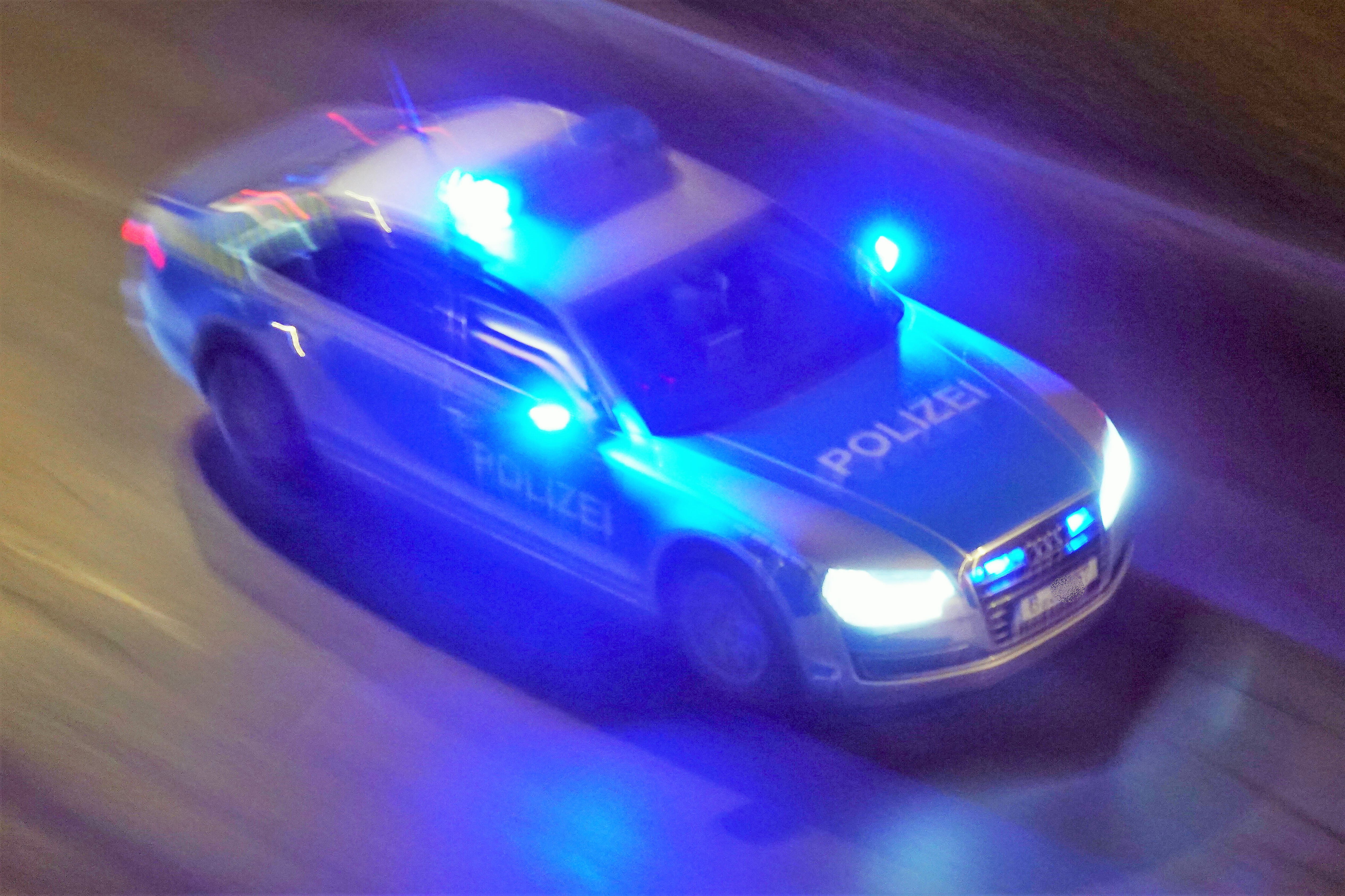Frau von Linienbus erfasst und lebensgefährlich verletzt! Polizei sucht nach Augenzeugen