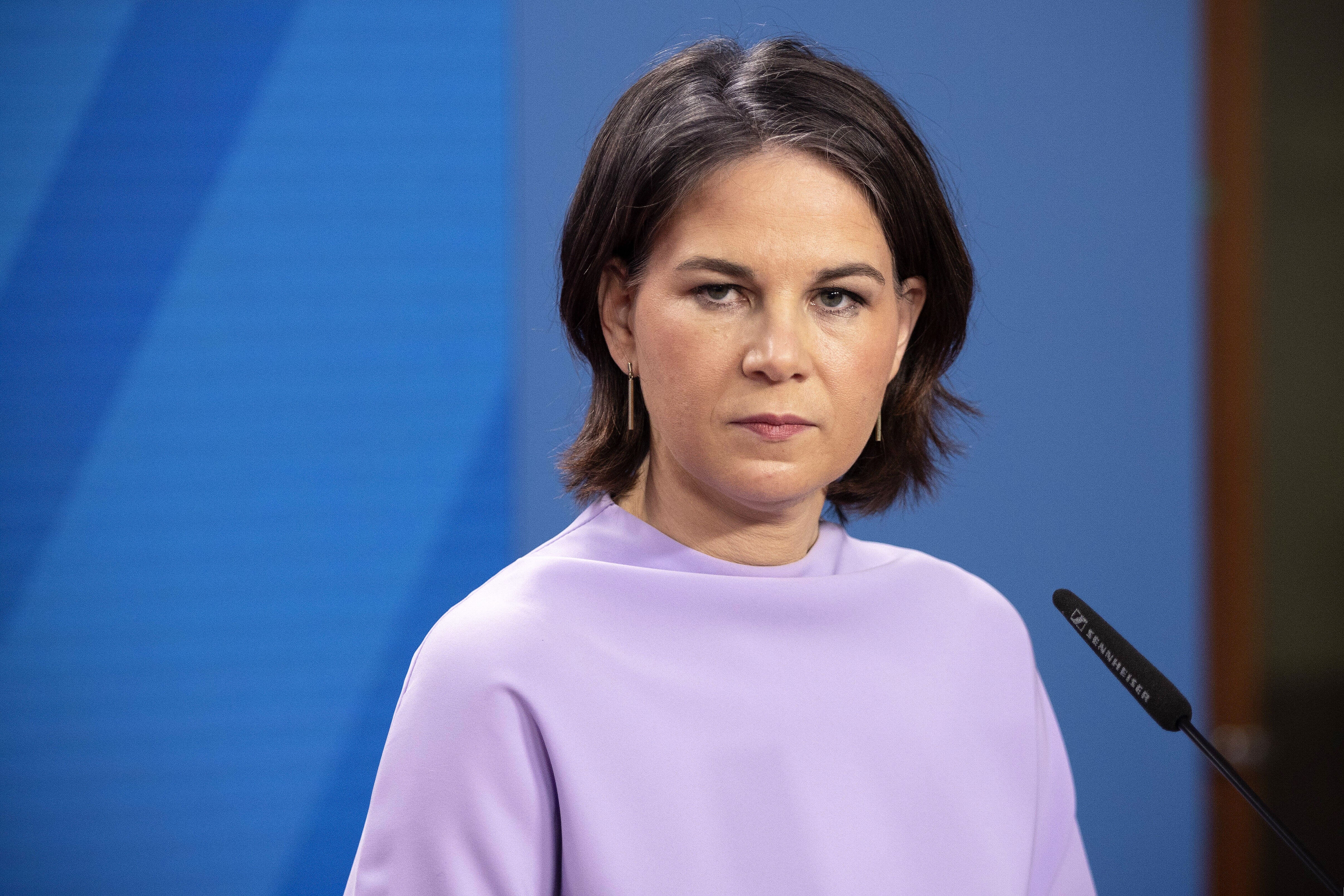 Angriff auf Annalena Baerbock! Precht beschimpft die Außenministerin: "Unsagbar zum fremdschämen!"