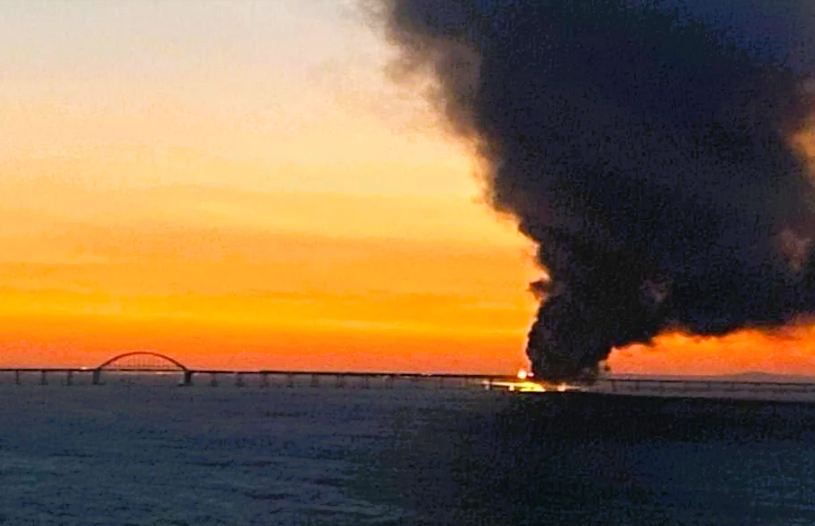 Explosion! Ukraine zerstört weitere Brücken auf der Krim - Halbinsel soll von der russischen Versorgung abgeschnitten werden