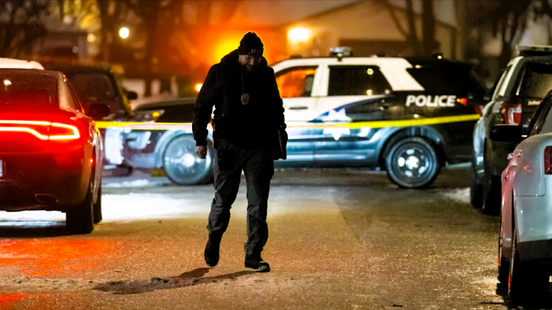 Amoklauf in Kirche! Frau mit Kind an der Hand schießt wild um sich - Polizisten erwidern das Feuer!