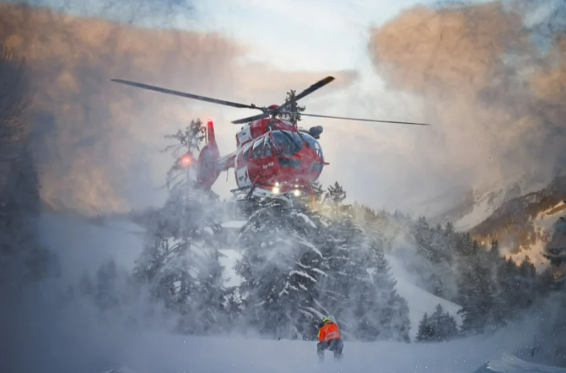 Neuschnee und Unwetter! Drama auf der Zugspitze! - 26 Bergsteiger in Lebensgefahr, warum stiegen Sie auf?!