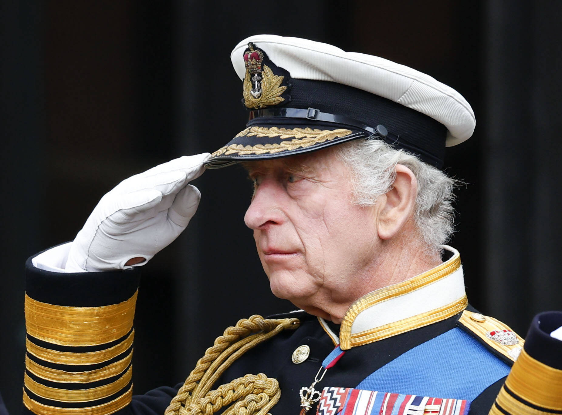 König Charles zu krank zum regieren! Sorgen um dieses Foto - Experten ahnen Schlimmes!