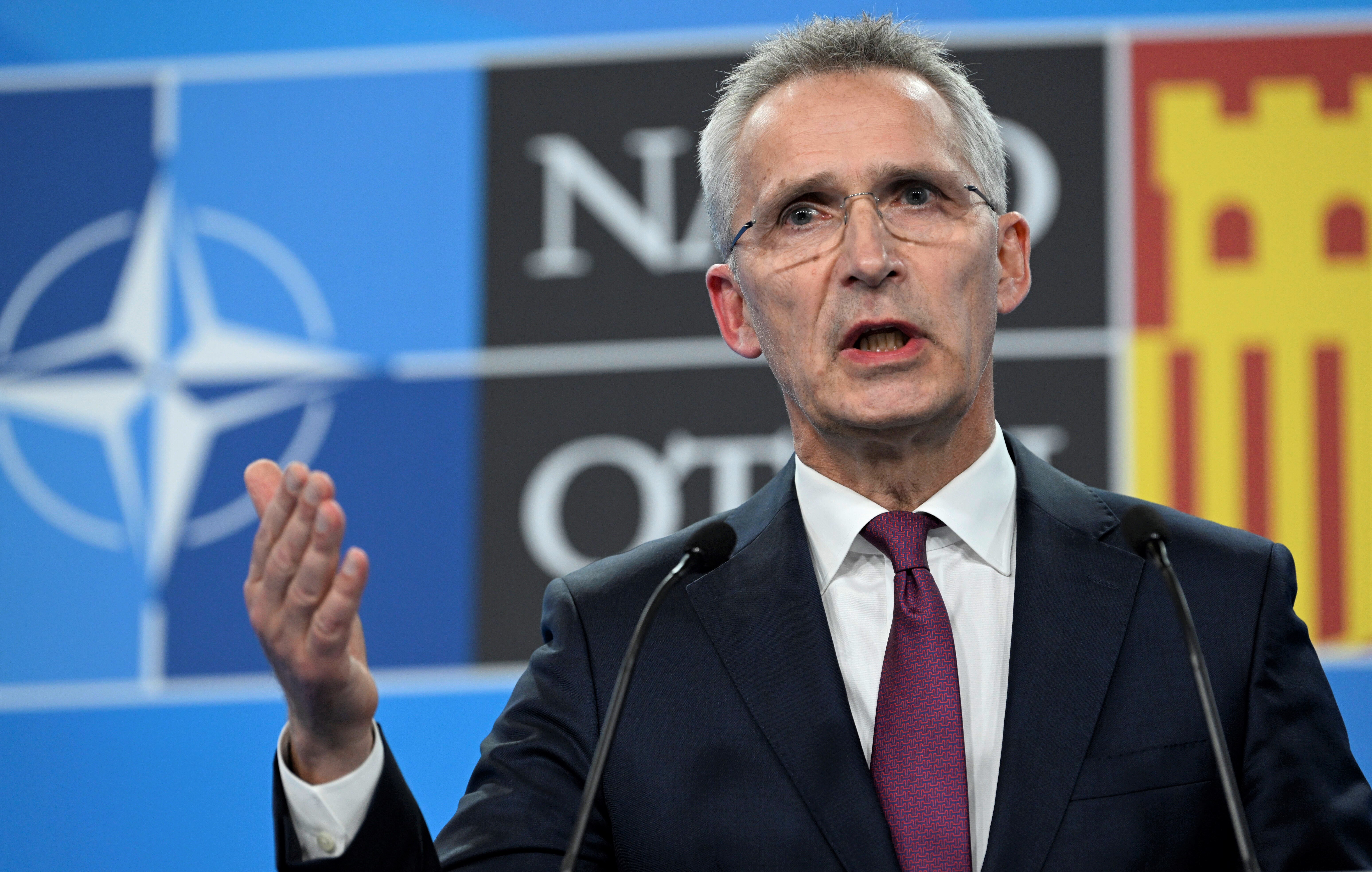 NATO schnürt Milliarden-Paket für die Ukraine! Weiteres Hilfspaket von der NATO soll Putin stoppen