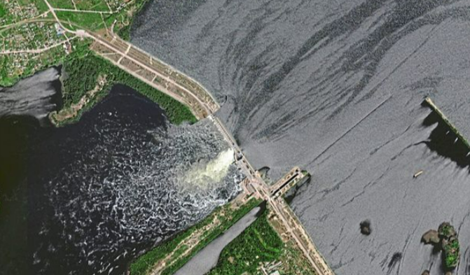 Selenskyj beruft Nationalen Sicherheitsrat ein - nach Staudammsprengung, schlägt die Ukraine zurück?