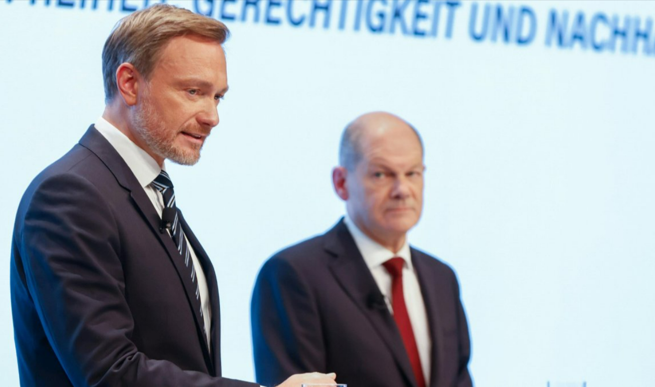 Neuer Scholz Plan scheitert krachend! Kein neuer Haushalt 2024 - droht Deutschland der Stillstand?