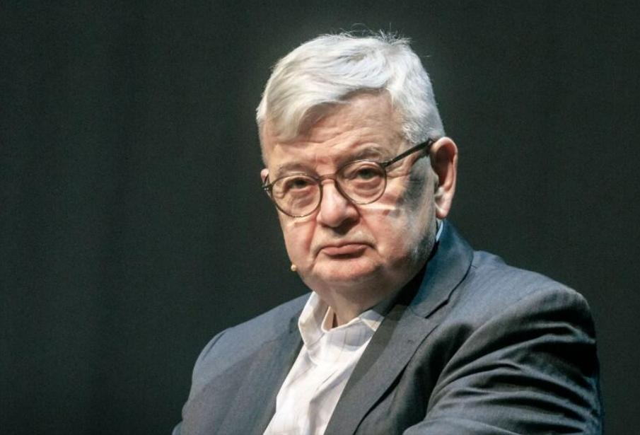 Jetzt greift Joschka Fischer den Kanzler an! Joschka Fischer rechnet mit Scholz ab
