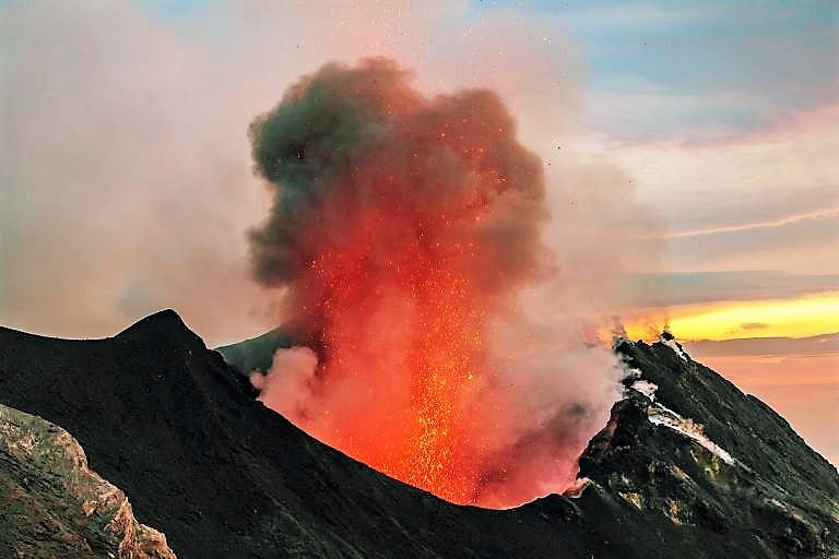 Super-Vulkan kurz vor Ausbruch - es würde auch Deutschland treffen! Große Sorge in Europa